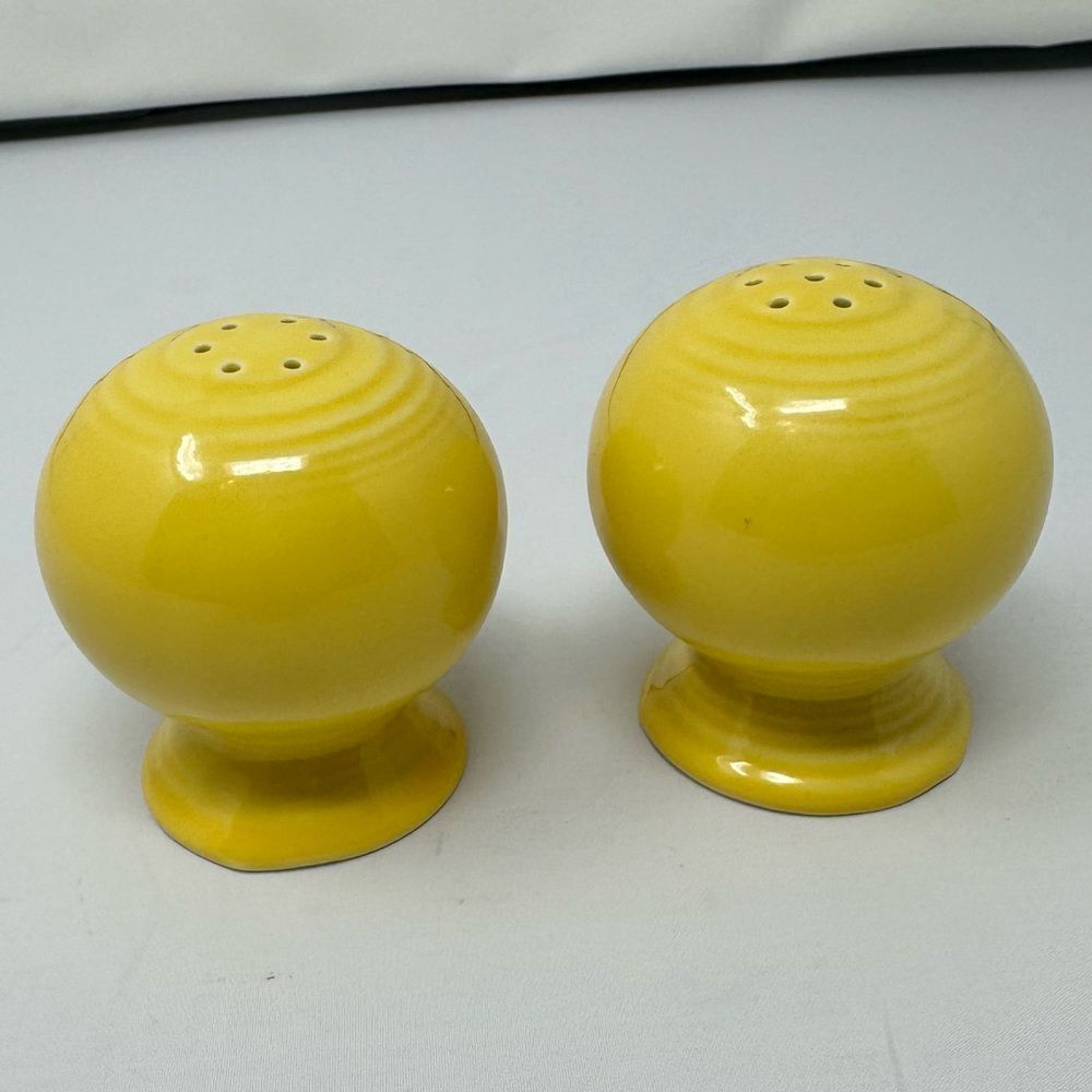 Vintage FiestaWare Salt and Pepper Ball Shaker - Sunflower
